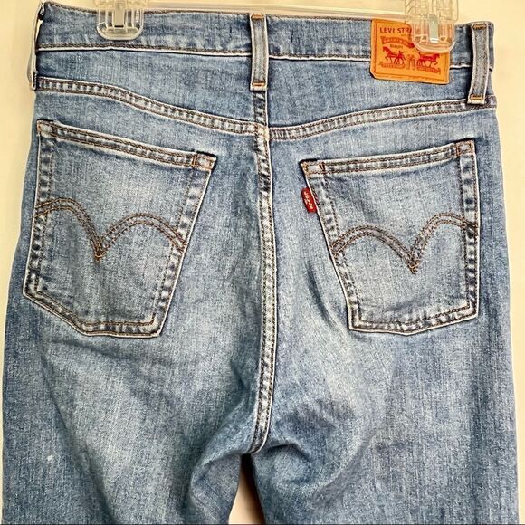 Levi’s Wedgie Skinny Jeans Button Fly Frayed hem blue jeans - Picture 9 of 15